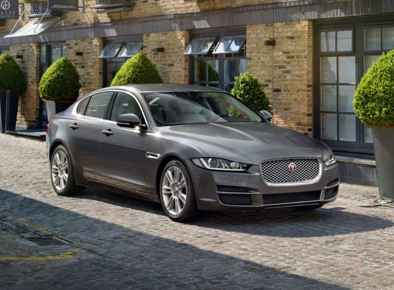 Jaguar XE: une allemande... en moins bien ?