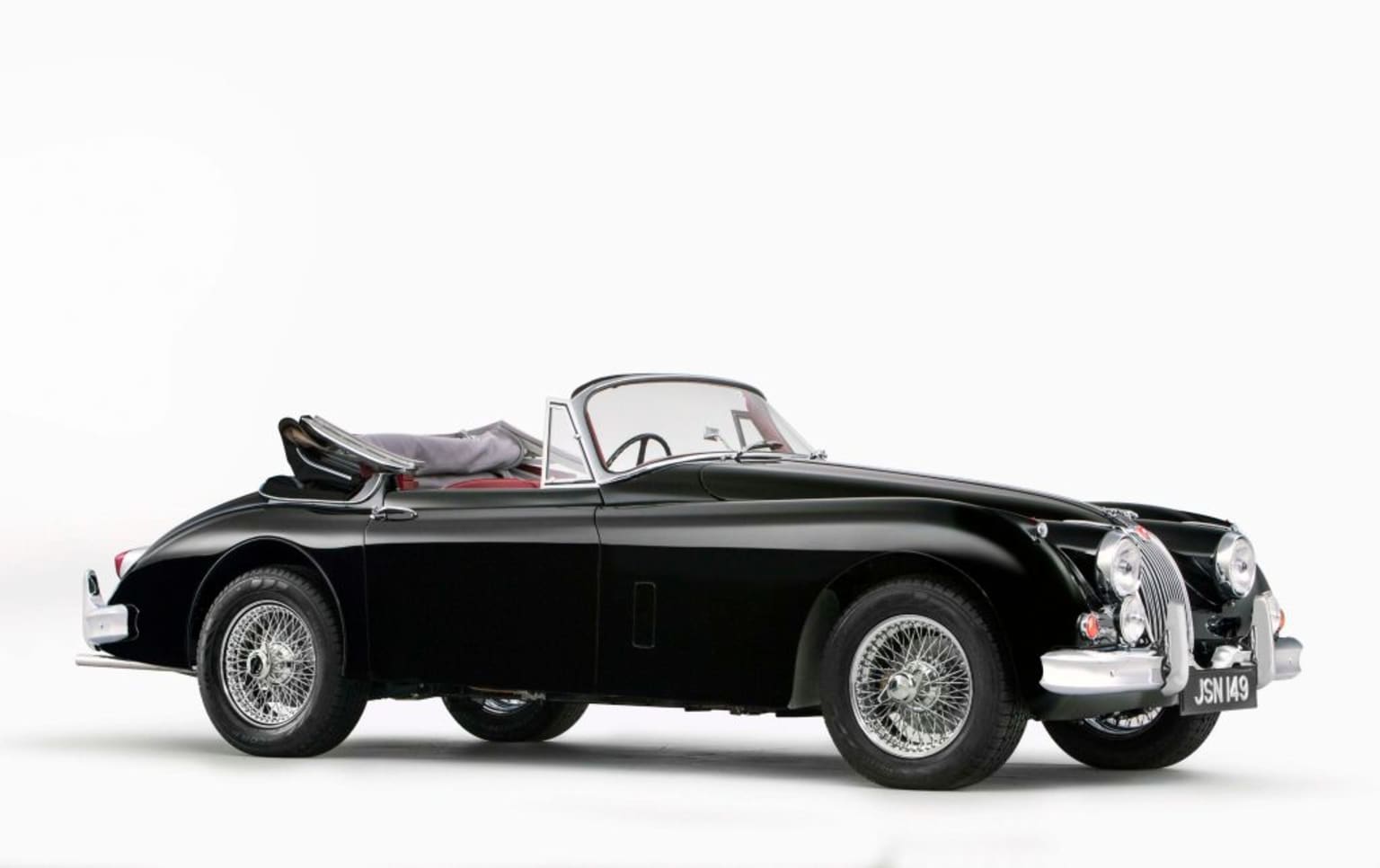 Jaguar XK120, XK140 et XK150 : le félin imprime sa marque