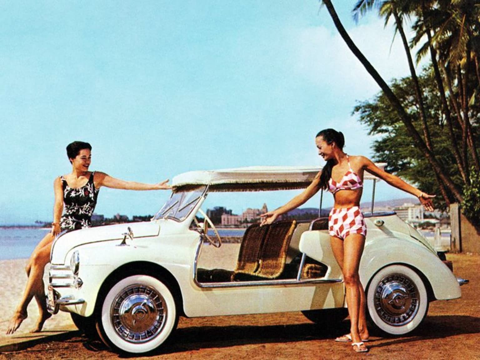 Renault 4CV Jolly: voiture de plage à l’italienne