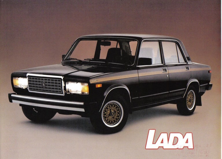 Lada Signet : une soviétique au pays des caribous. Tabernacle !