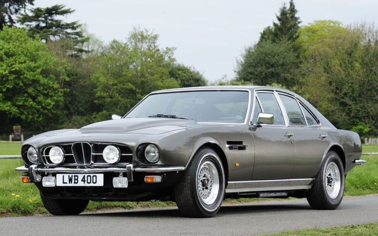 Lagonda Série 1 : une Aston Martin V8 à quatre portes !