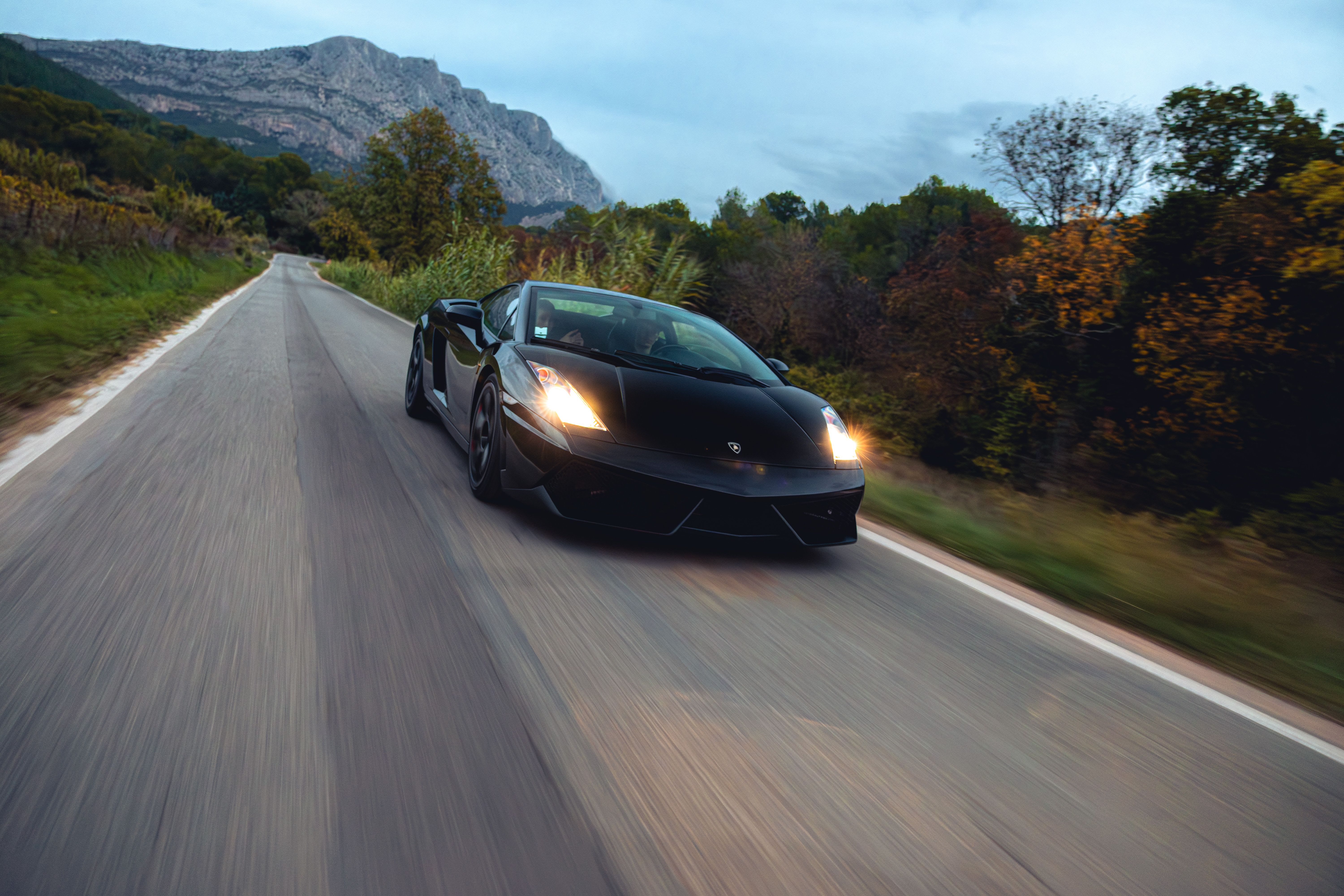 L’Observatoire CarJager｜Modern Classics & Youngtimers : lecture de marché et guide d’achat 2026