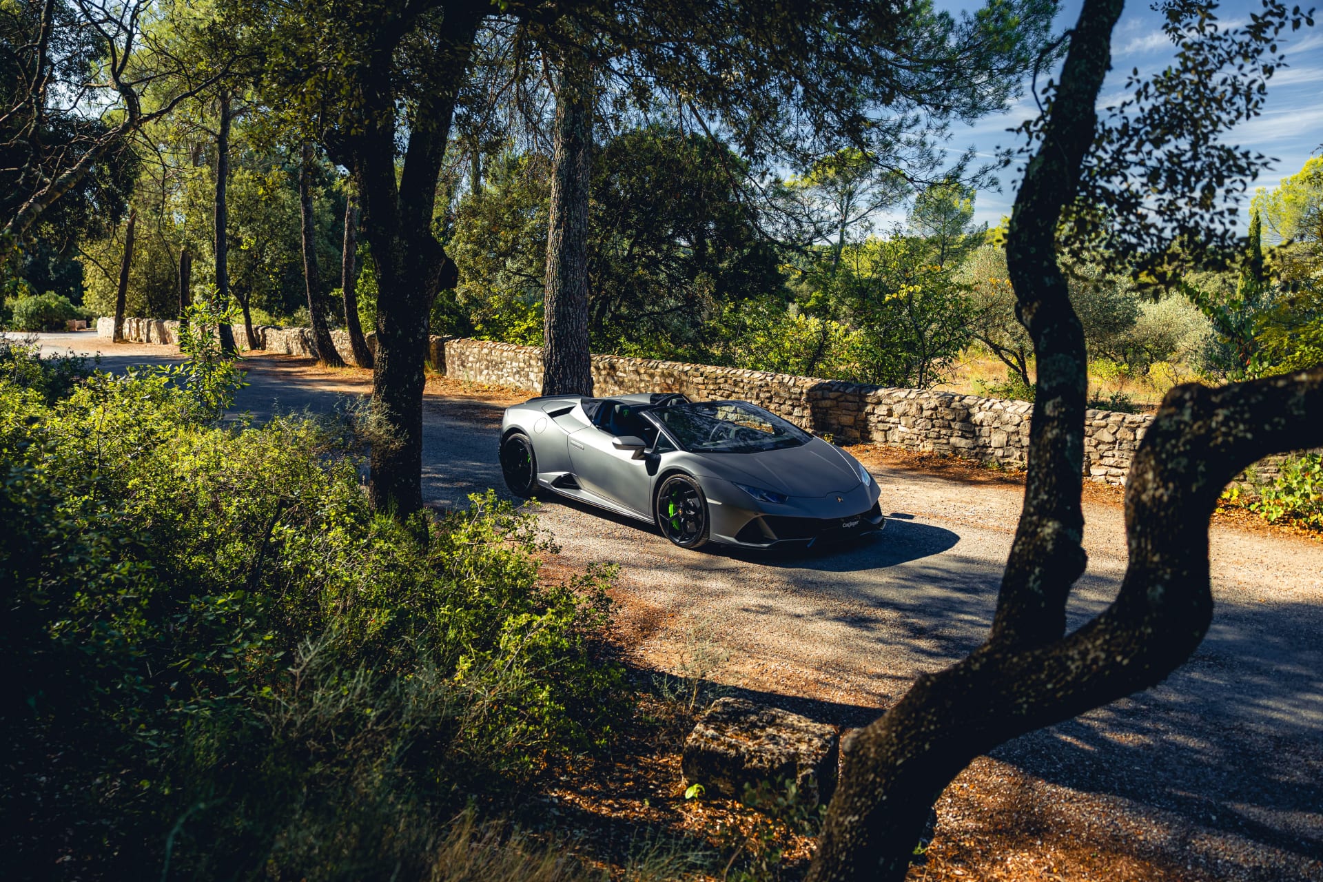 Malus écologique sur une supercar ou une voiture de prestige : ce que vous allez vraiment payer en 2026