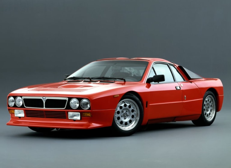 Lancia-Rally-037-Stradale-04.jpg