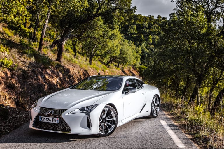 Lexus LC 500h : concept car polyvalent
