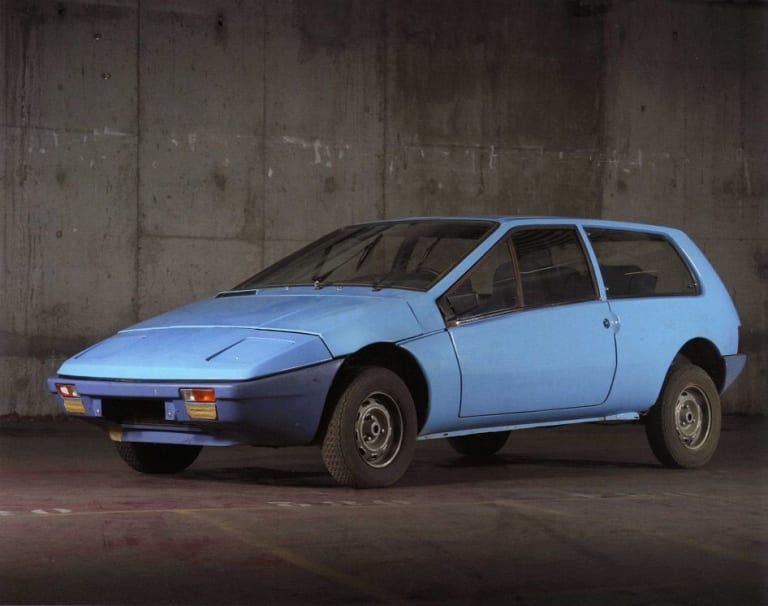 Ligier-Renault JS-6 : la poire coupée au couteau