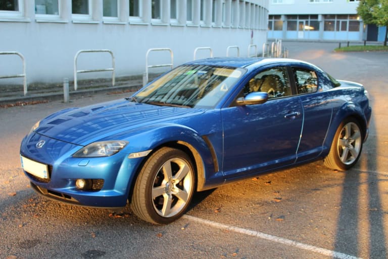 Caisse de lecteur: la Mazda RX8 de Pierre !