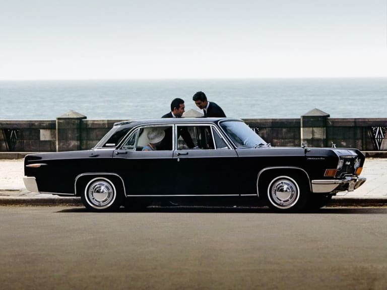 Mitsubishi Debonair A30/A33: haut de gamme "old school"