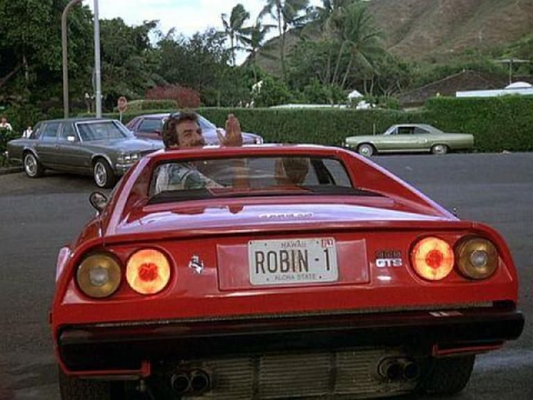 Magnum aurait du conduire une Porsche