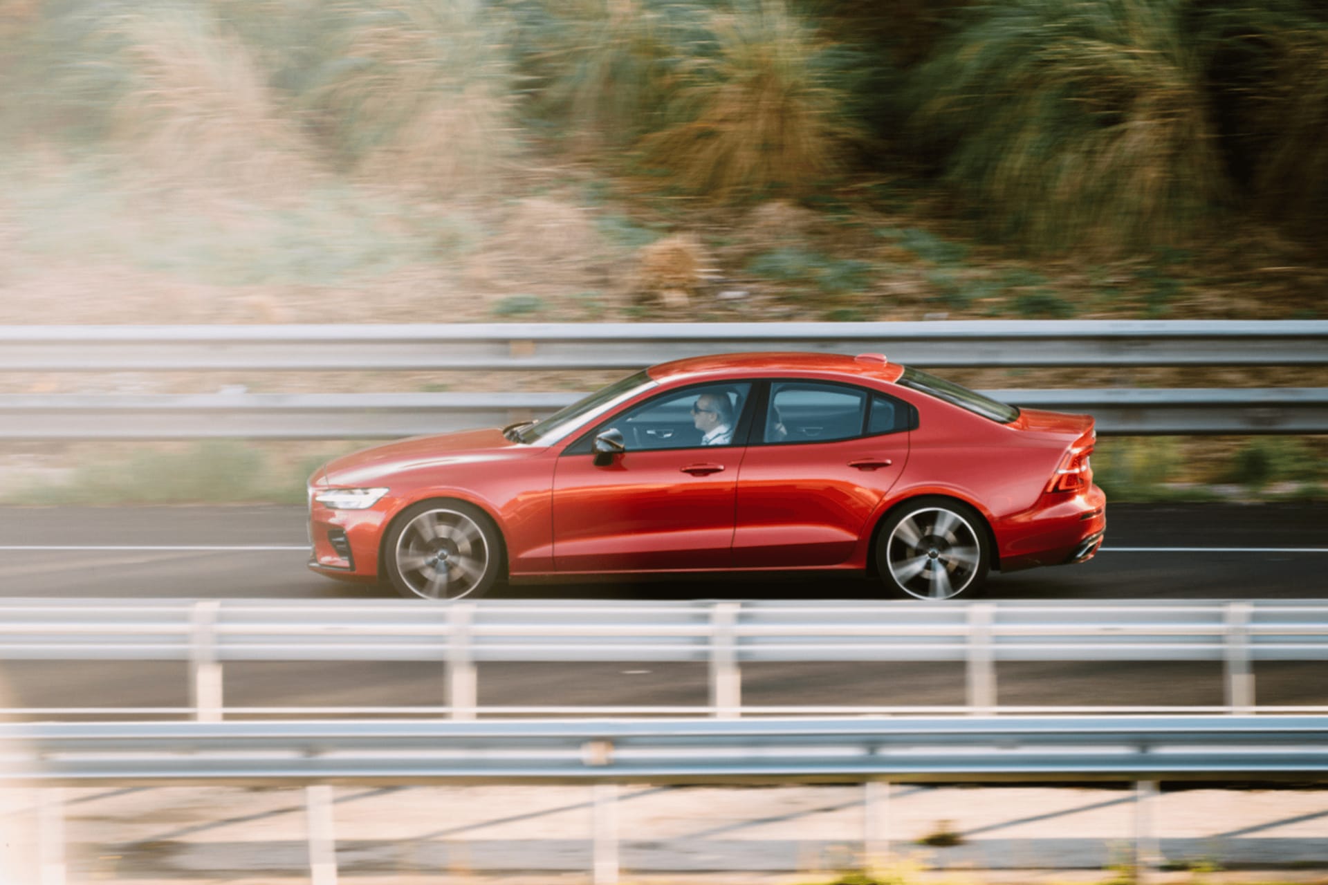 Ces 5 voitures de luxe d’occasion moins chères qu’une simple Honda Civic neuve