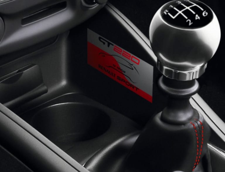 Megane-Estate-GT-220-5.jpg
