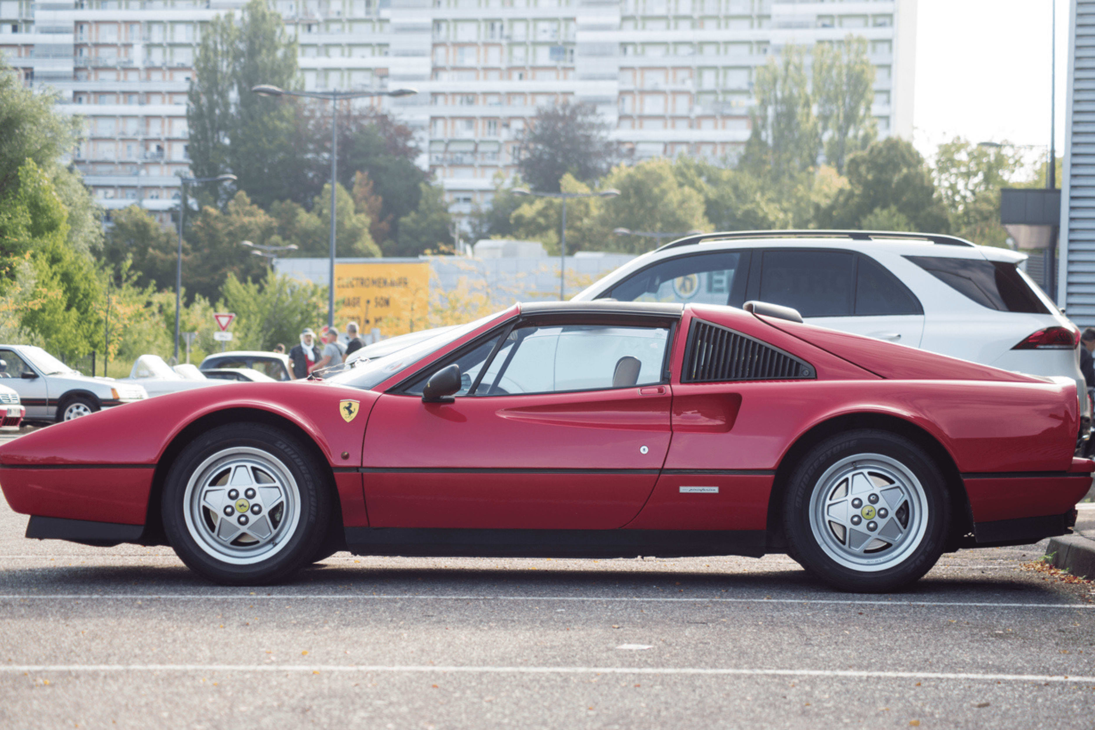 Affichée 58 500 dollars, cette Ferrari 308 cache-t-elle un piège ?