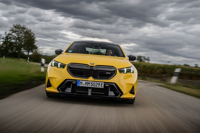 BMW M5 G90 : l’enclume vous salue bien 