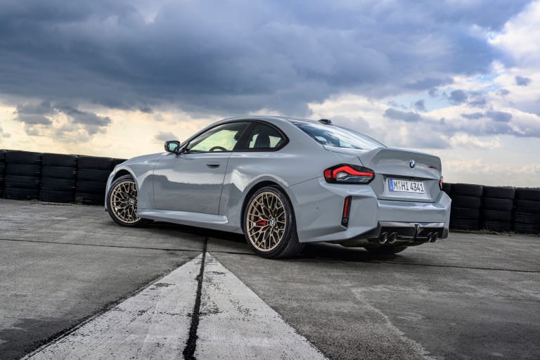 P90600874_highRes_the-new-bmw-m2-cs-scaled.jpg