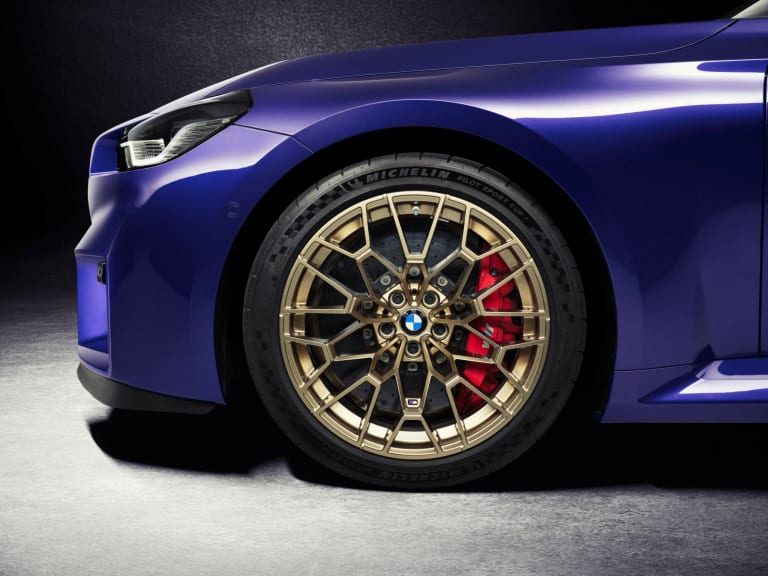 P90600907_highRes_the-new-bmw-m2-cs-scaled.jpg