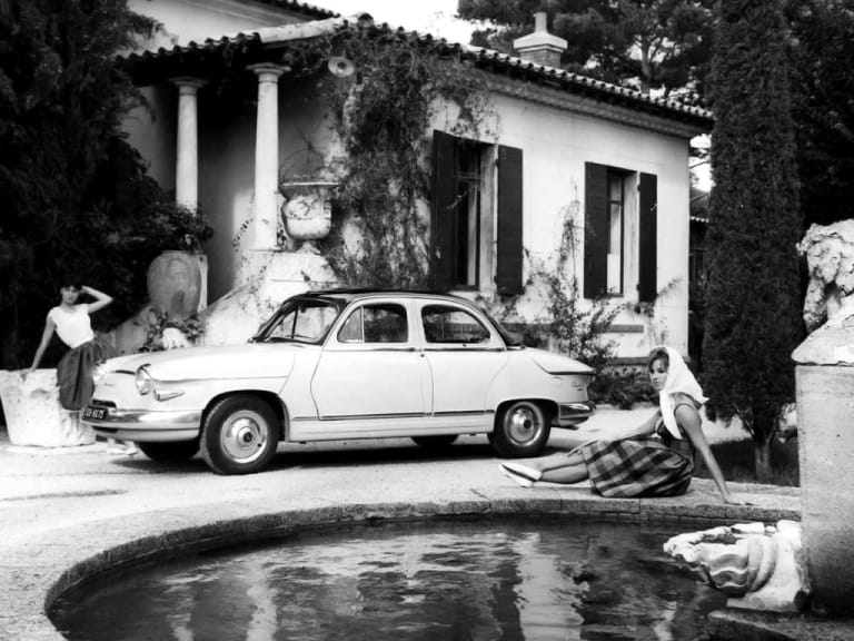 Panhard PL17 : faire du neuf avec du vieux