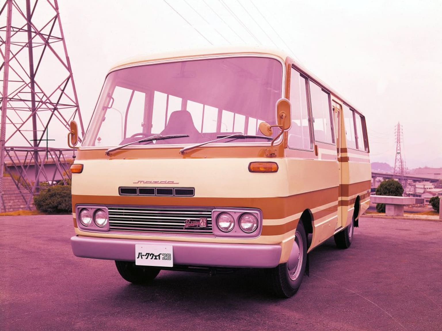 Mazda Parkway Rotary 26 : le bus à piston rotatif