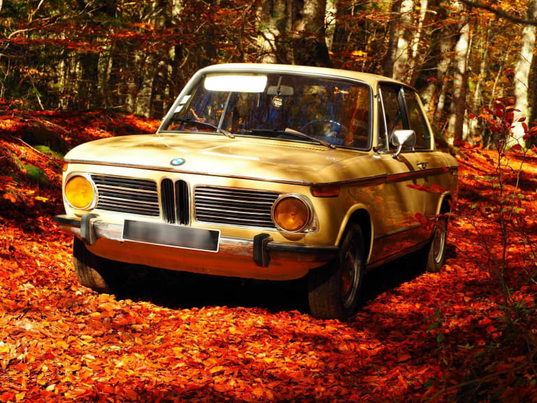 BMW 2002 Tii 1972 : L'icône sportive en vente au Salon Epoqu’Auto
