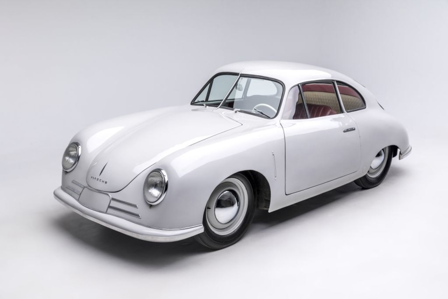 Porsche 356/2 “Gmünd” : la mère de toutes les Porsche ?