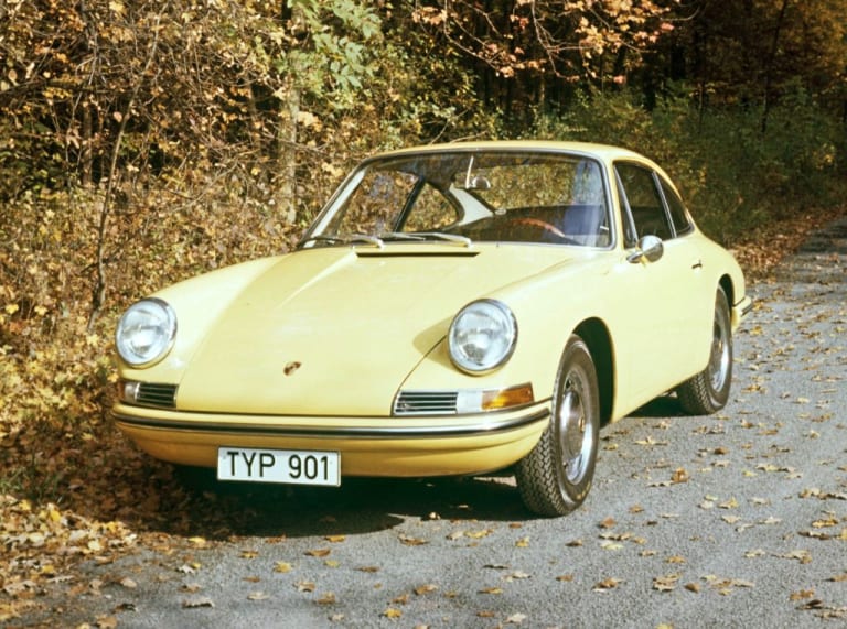 Porsche : de 901 à 911, les vraies raisons de la colère de Peugeot