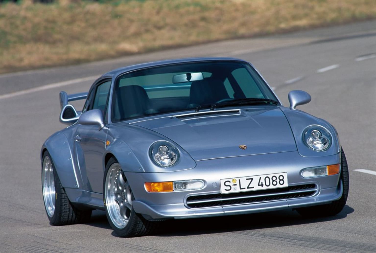 Porsche 911 "993" GT (GT2) : l'arme fatale
