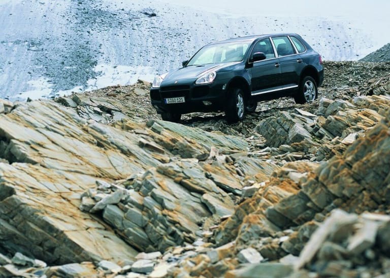 Porsche-Cayenne_Turbo-2004-1024-0b-aspect-ratio-1024-731.jpg