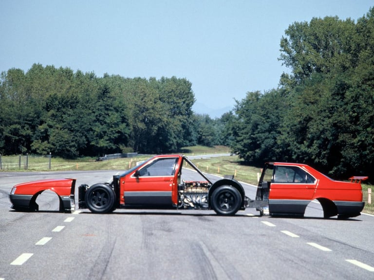 Alfa Romeo 164 Procar : un V10 dans une berline