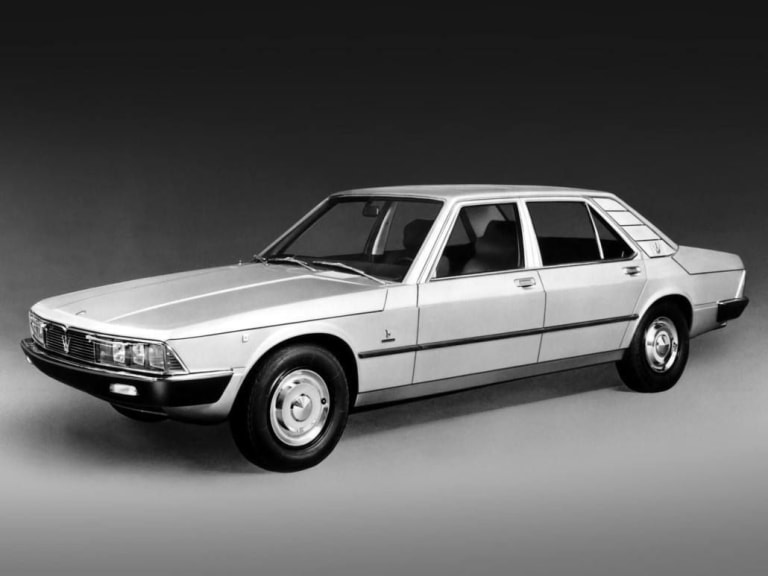 Quattroporte_II_1974-1978_1-1030x773-1.jpg