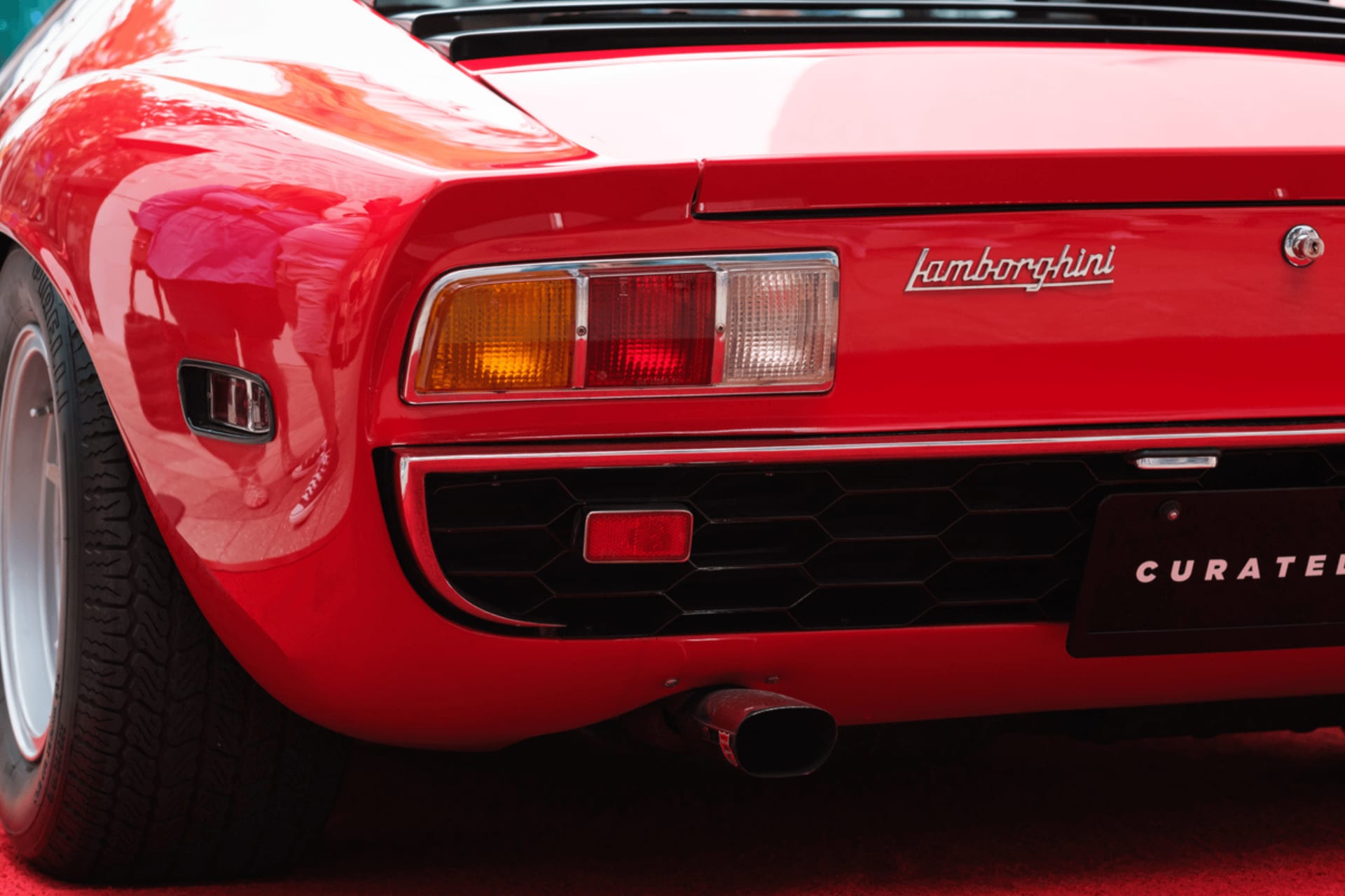 Cette Lamborghini mythique vaut 2,8 millions d’euros, mais ce n’est pas ce qui impressionne le plus