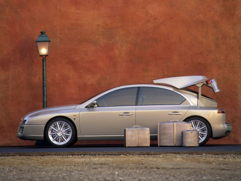 Renault Initiale Concept 1995 : l'espoir déçu d'un premium à la française