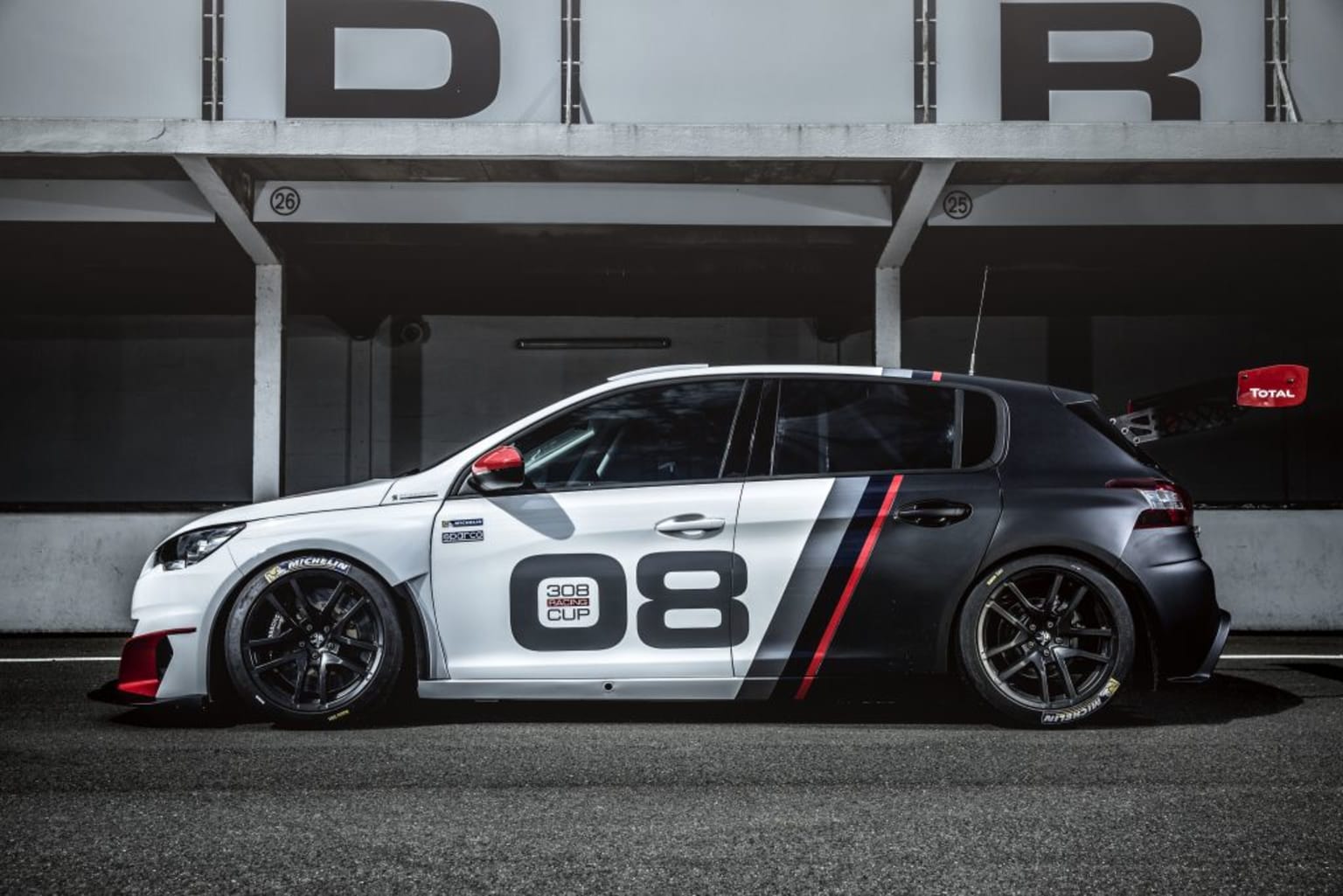 Peugeot 308 Racing Cup : la berruyère de Peugeot Sport signée Signature