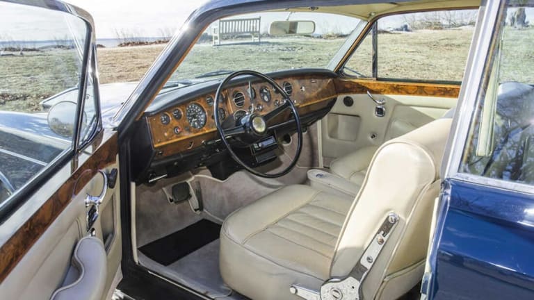 Rolls-Royce-Silver-Shadow-Coupe-1967-169Gallery-8b077e73-1669967.jpg