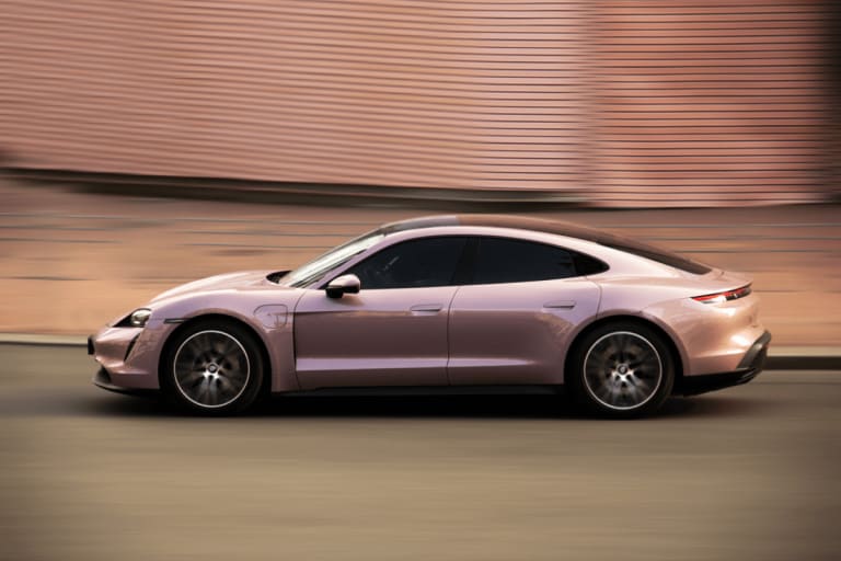 Que peut bien cacher une option à 109 000 € sur une Porsche électrique ?