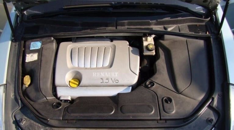 S8-renault-vel-satis-v6-3-5-vs-vw-phaeton-v6-3-2-le-luxe-autrement-790942.jpg
