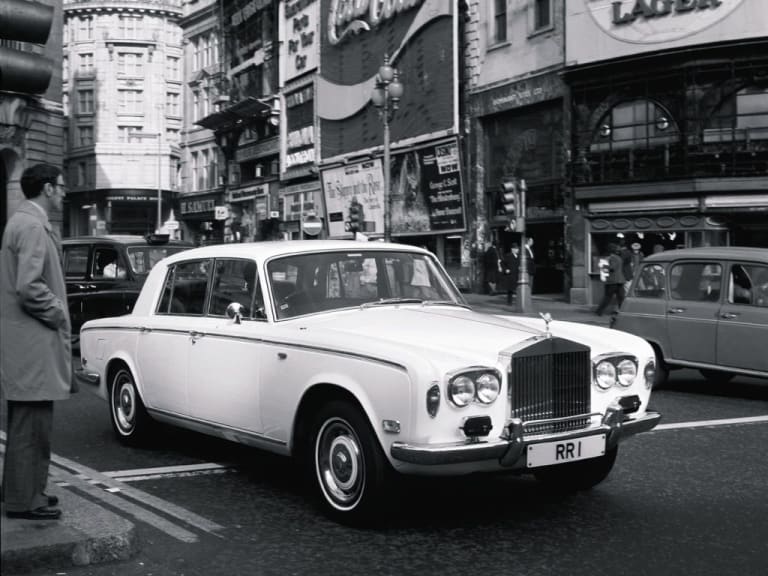 Rolls Royce Silver Shadow : bienvenue dans la modernité (luxueuse)