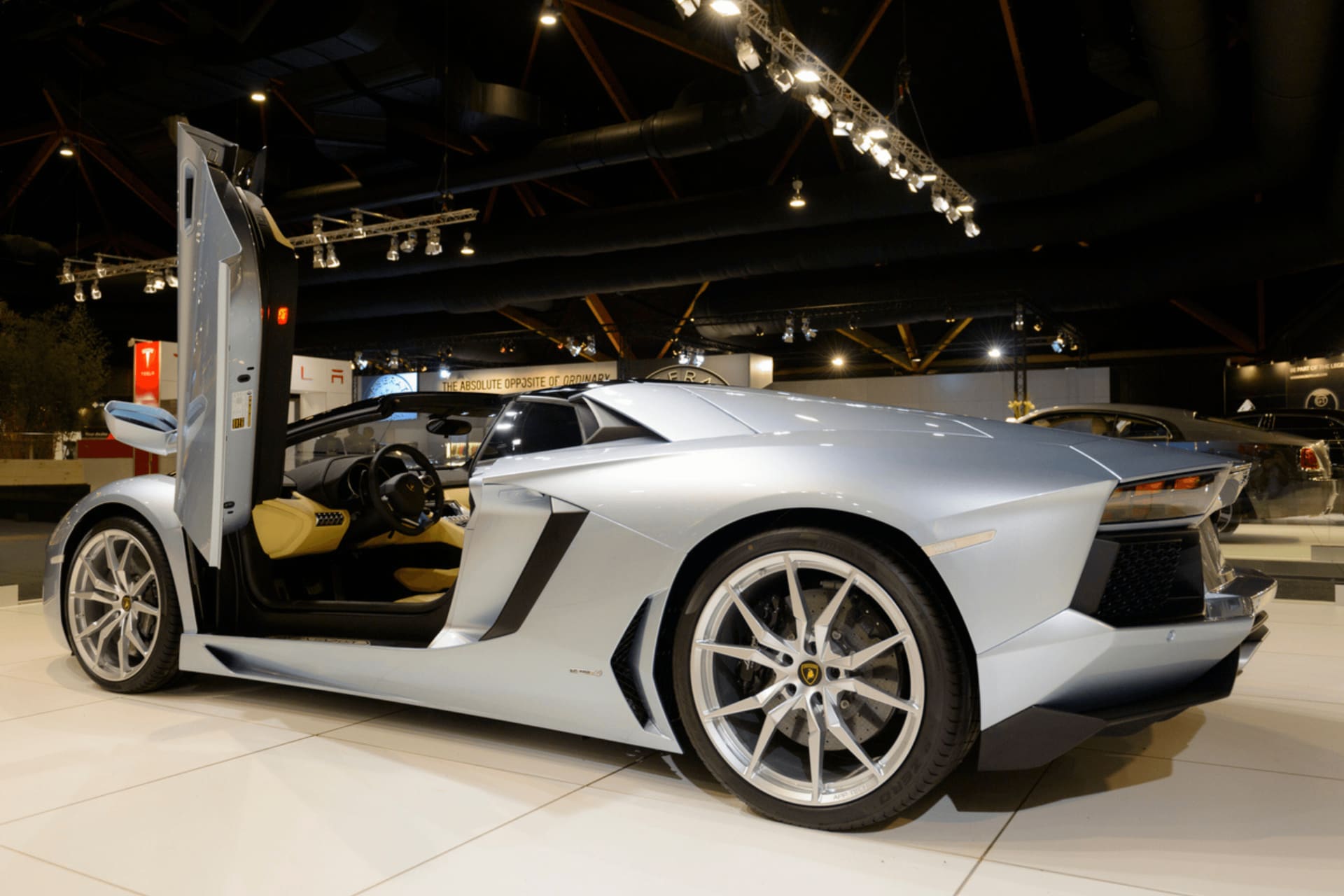 Le garage secret de Cristiano Ronaldo : des bolides rares à plusieurs millions