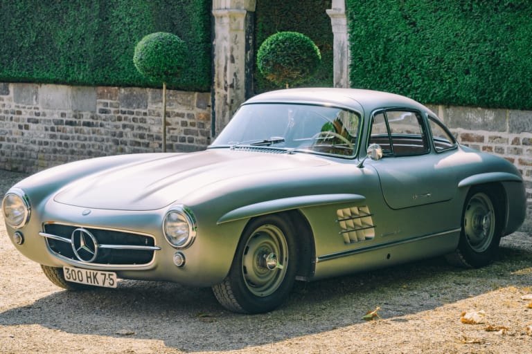 34 000 km, jamais restaurée : cette 300 SL retrouvée à Paris est estimée jusqu’à 5 millions