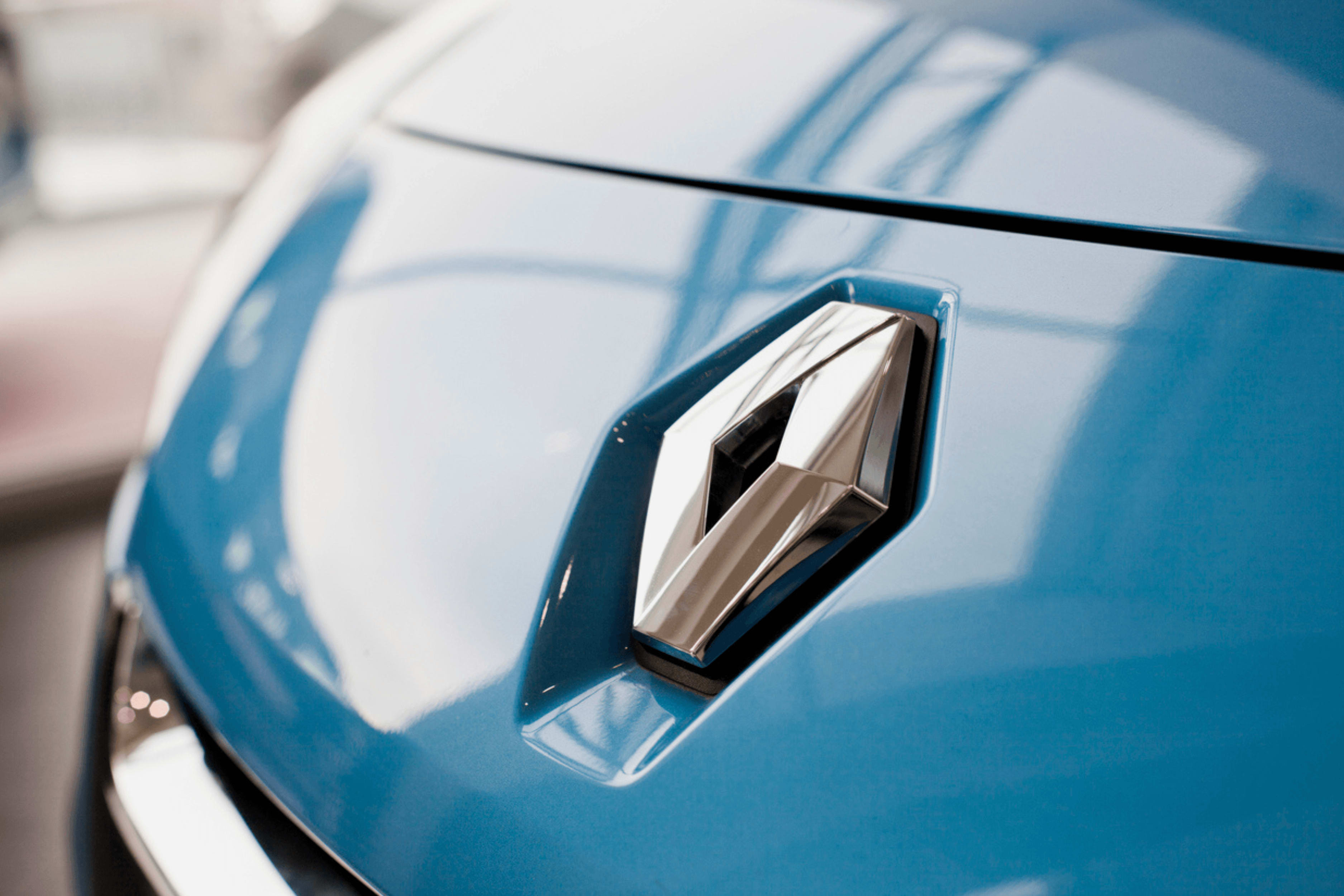 Une seule charge, 1000 km parcourus : Renault fait voler en éclats les limites de l’électrique