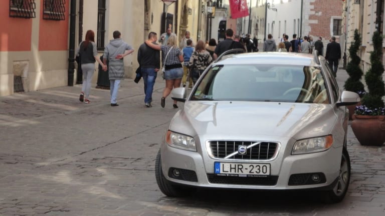 Caisses de lecteur: les Volvo V70 D5 185 AWD et XC70 D5 215 de Matthieu !