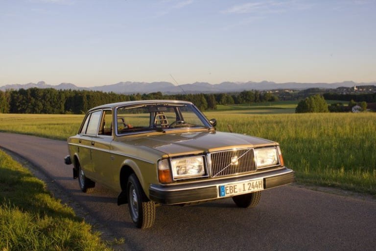 Volvo 244 DLS : "Ich bin Millionär"