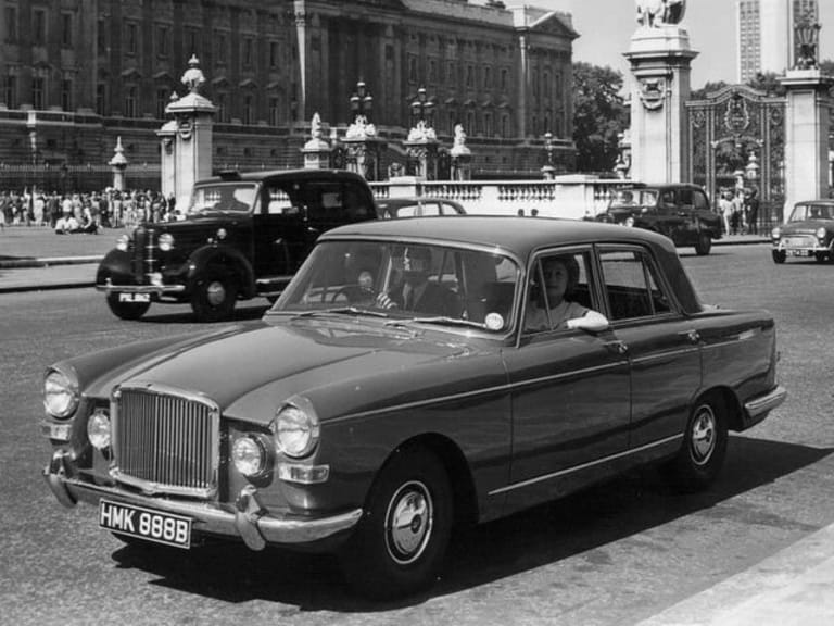 Vanden-Plas-Princess-4-litre-R-01.jpg