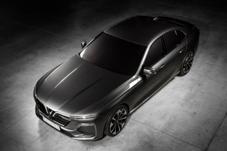 Vinfast Lux A et SA 2.0 : des nouilles déshydratées à la berline de luxe