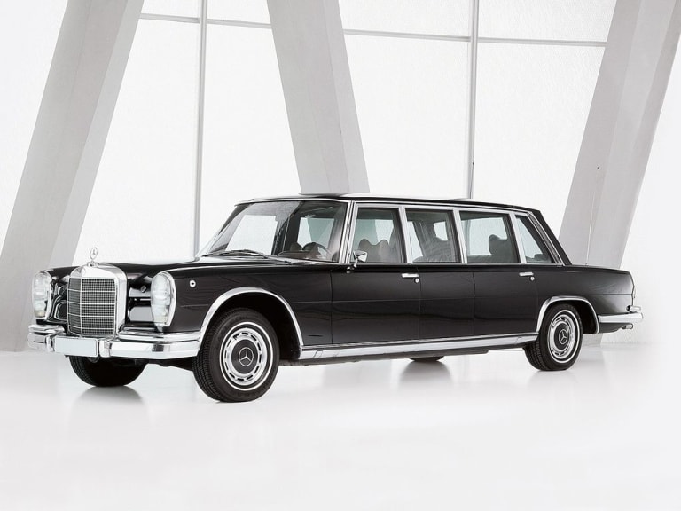 Mercedes 600 (W100) : la voiture des stars et des dictateurs !