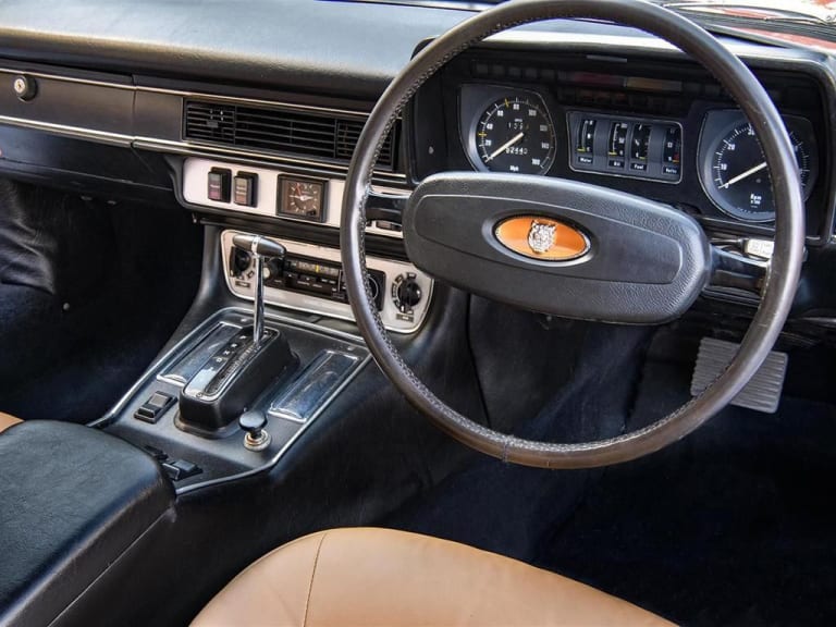 XJS_02-1.jpg