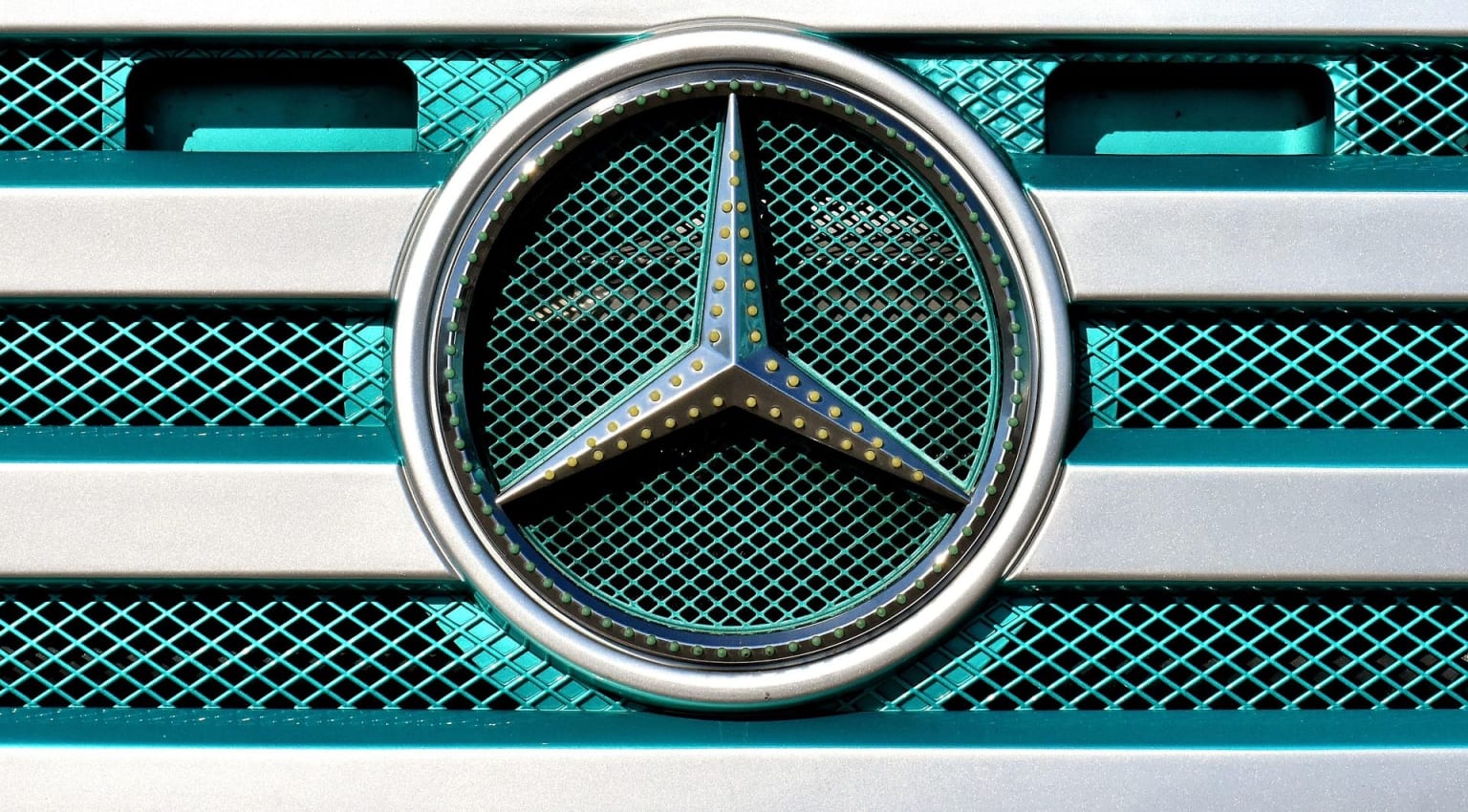 185 km au compteur et déjà 37 000 € de facture : voici ce que coûte l'entretien d'une Mercedes-AMG One