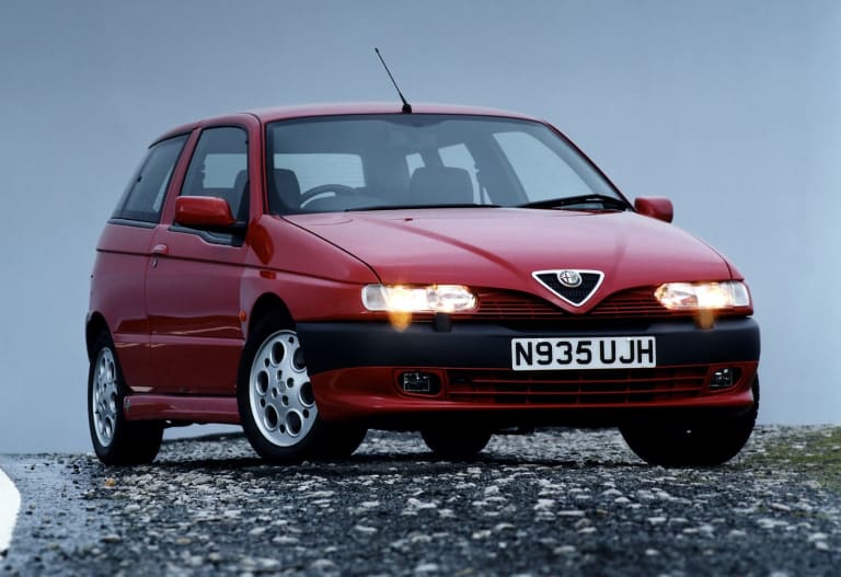 Alfa Romeo 145 Quadrifoglio : le trèfle oublié