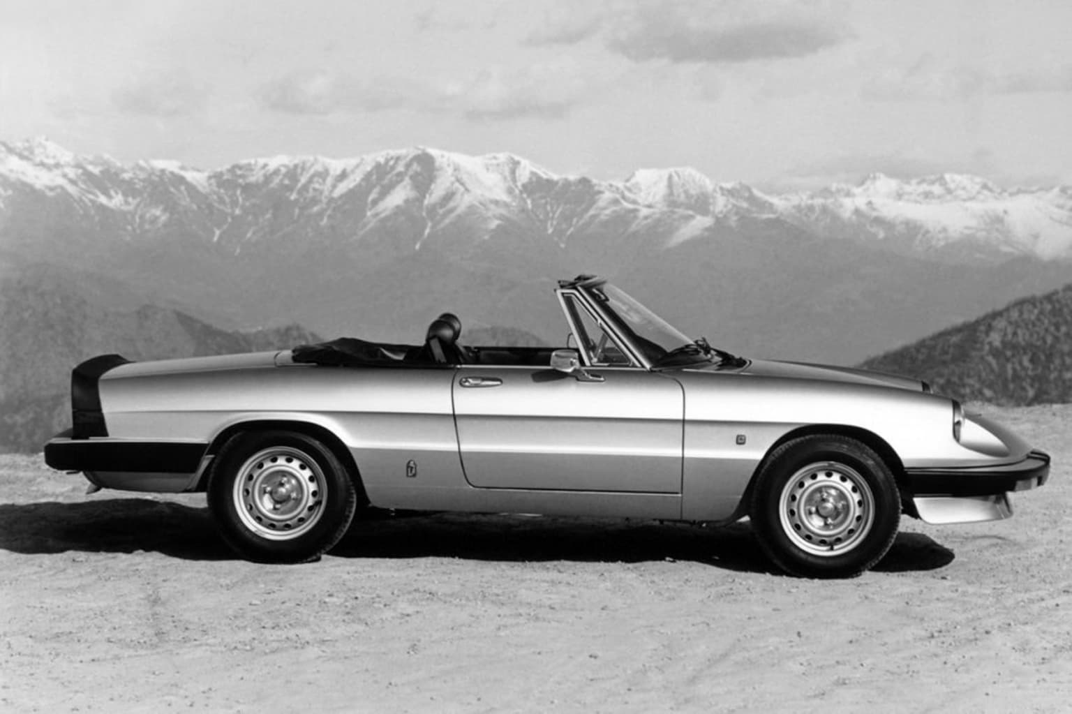 Alfa Romeo : que faire du Spider série 3 ?