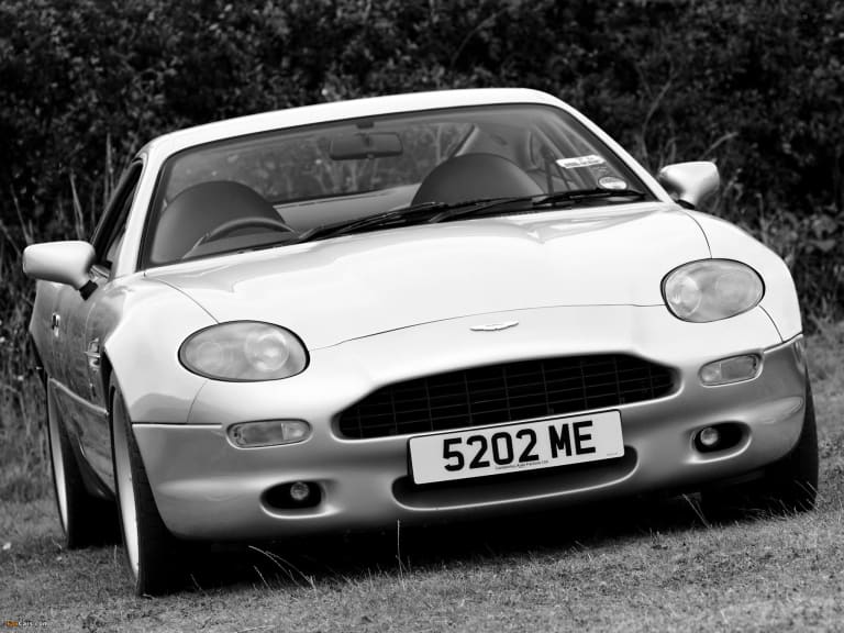 aston-martin_db7_1994_pictures_1.jpg