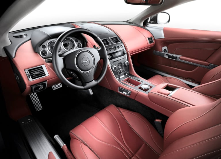 aston-martin_db9_2012_images_4-aspect-ratio-2048-1476.jpg