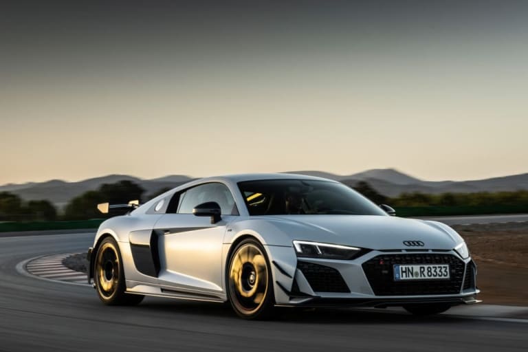 audi-r8-gt-2022-gris-avd-mk.jpg